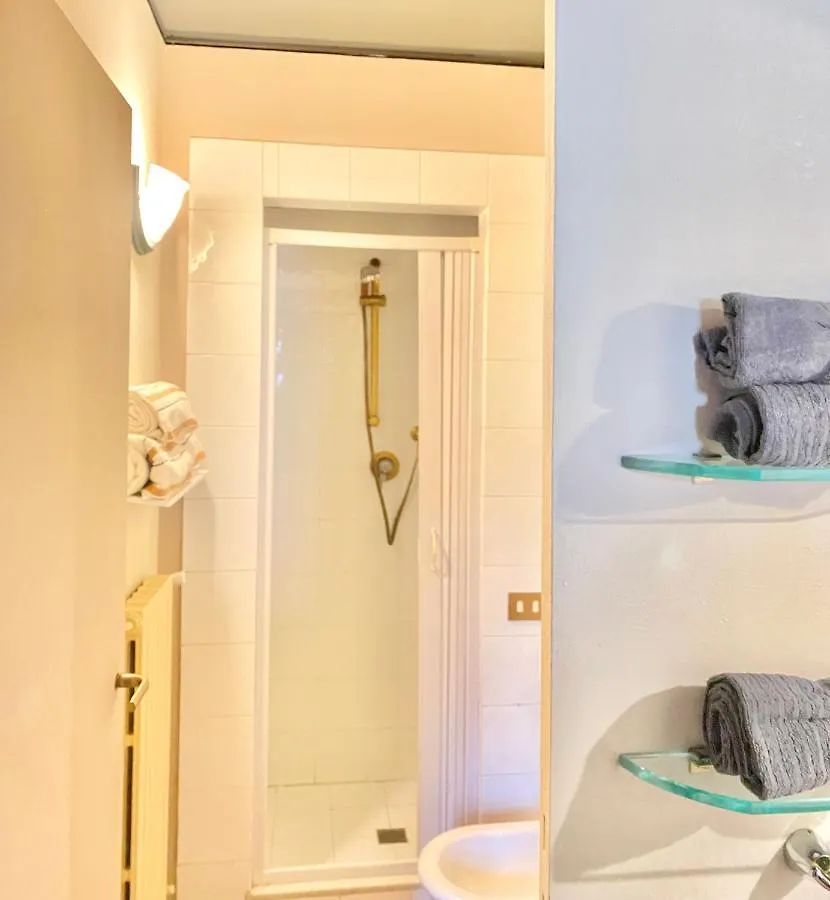 Berenice Housing Apartment Prato